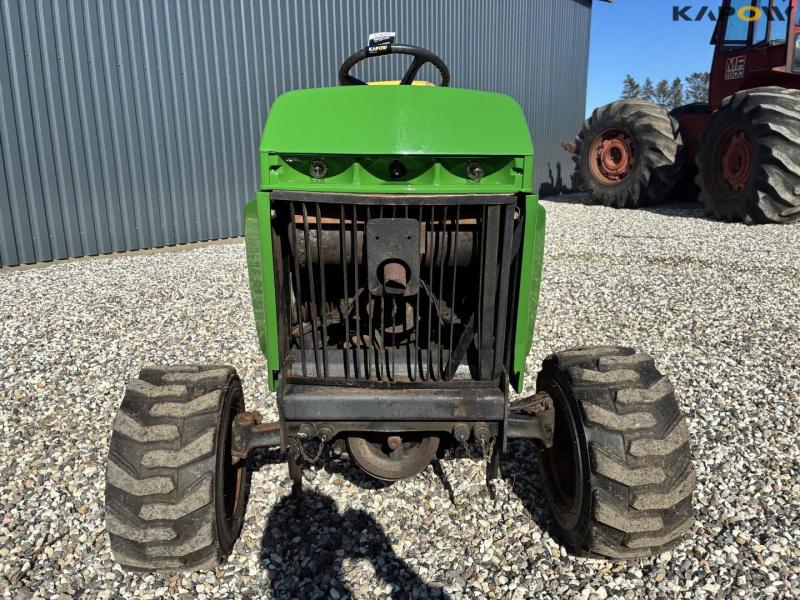 John Deere 400 garden tractor 7