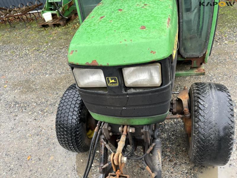 John Deere 4100 tractor with winter equipment 10