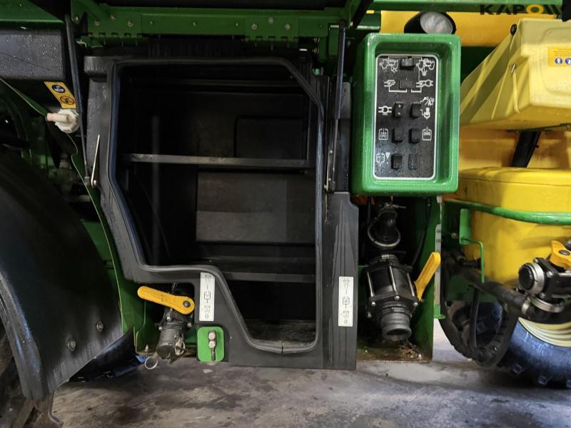 John Deere 5430i self-propelled sprayer 39
