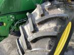 John Deere 6135 R tractor with front pto 8