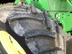 John Deere 6135 R tractor with front pto 18