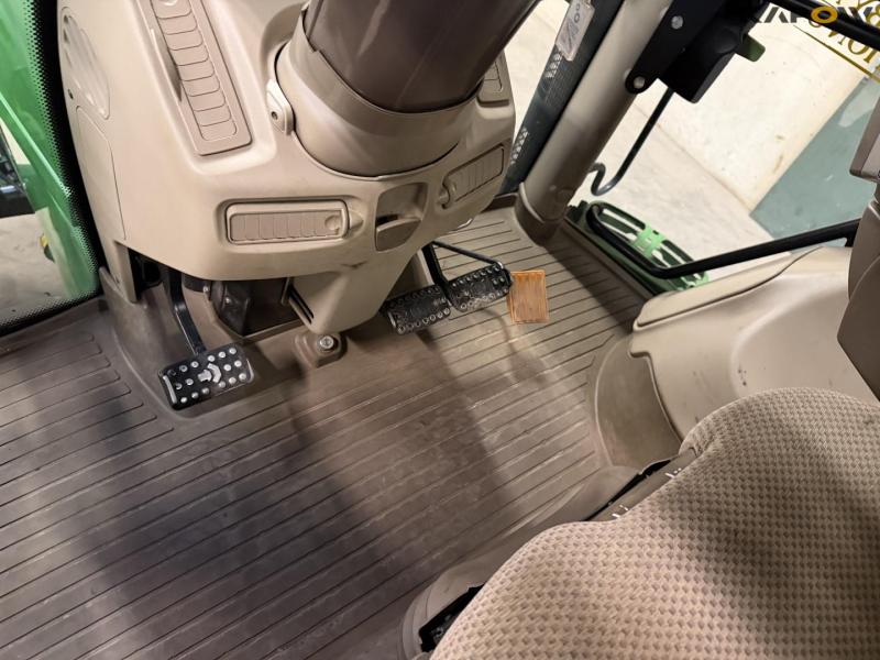 John Deere 6170R tractor 48