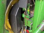 John Deere 6215M tractor 31