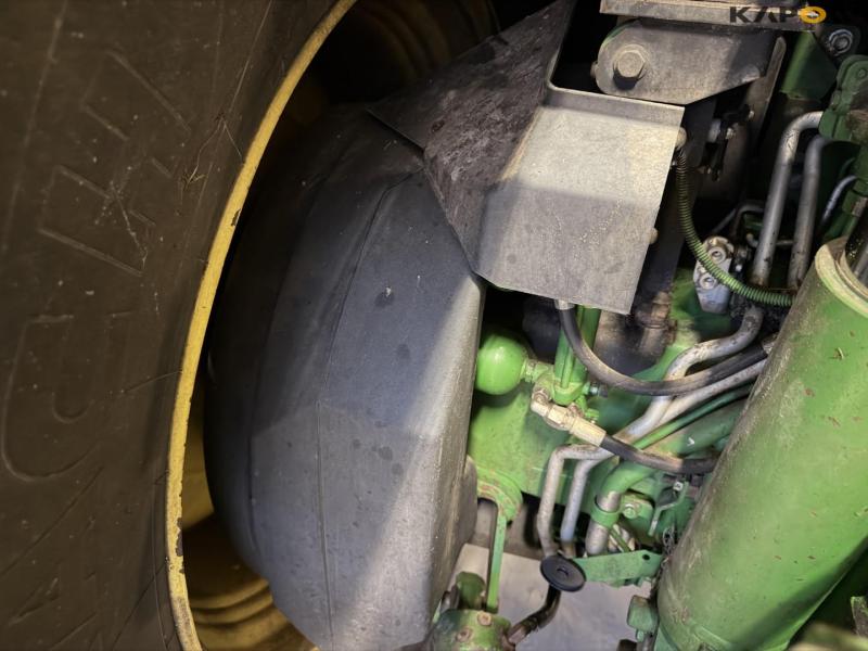 John Deere 6215R tractor 42