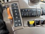 John Deere 6215R tractor 51