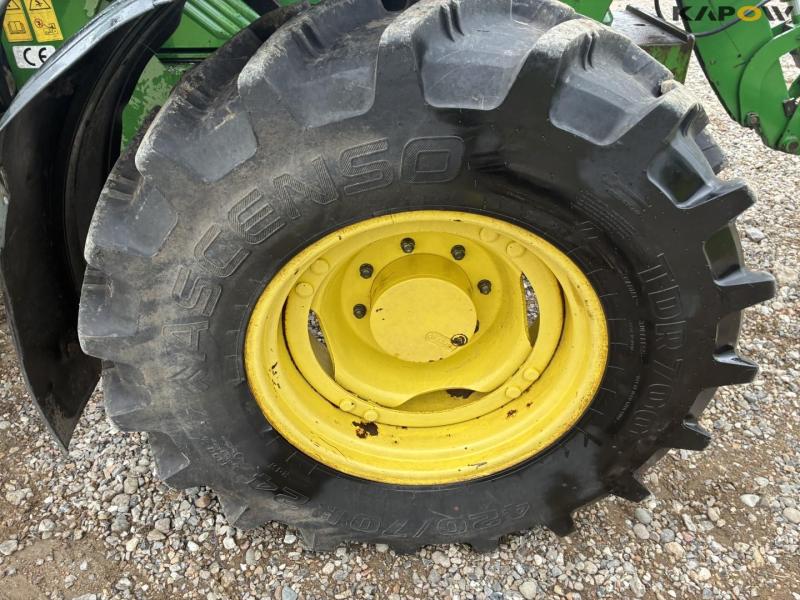John Deere 6320 M tractor with front loader 17