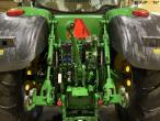 John Deere 7250R tractor 11