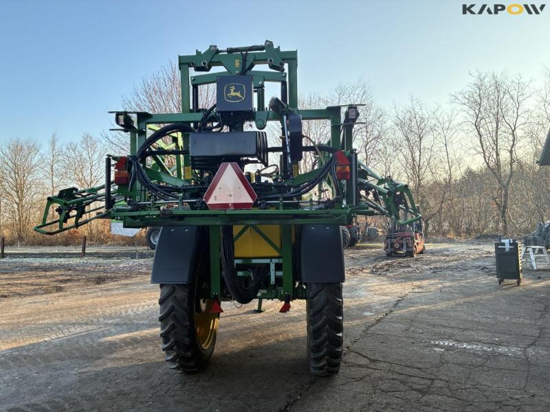 John Deere 732 field sprayer 8
