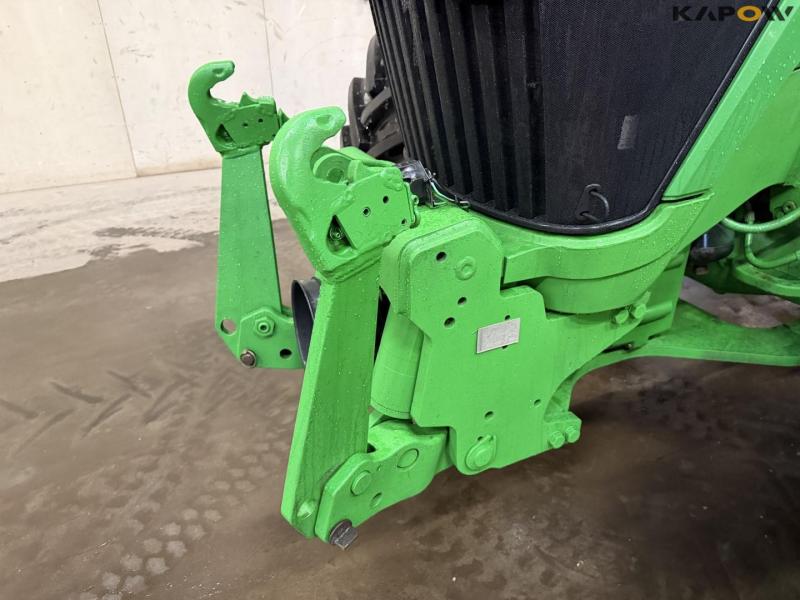 John Deere 7730 tractor 11