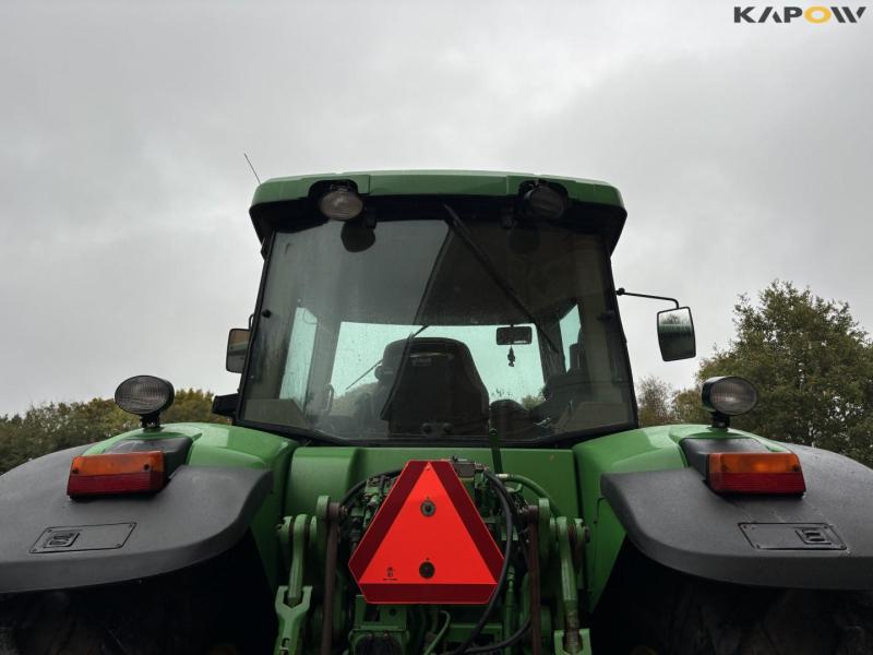 John Deere 7920 tractor 30