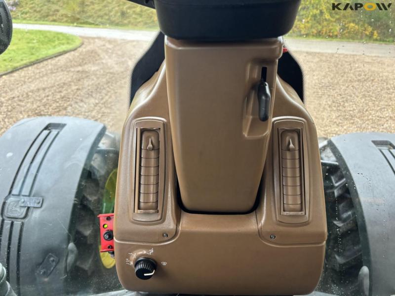 John Deere 7920 tractor 66