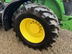 John Deere 7920 tractor 76