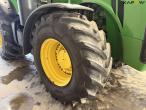 John Deere 8335R tractor 70