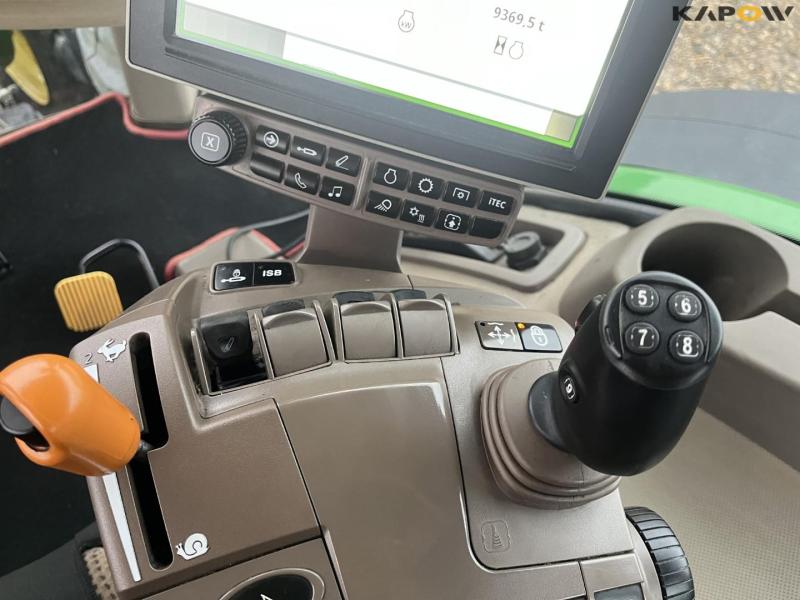 John Deere 8345R tractor 52