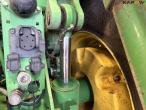 John Deere 8360R tractor 39