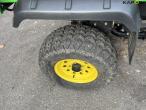 John Deere 850D Gator XUV 16