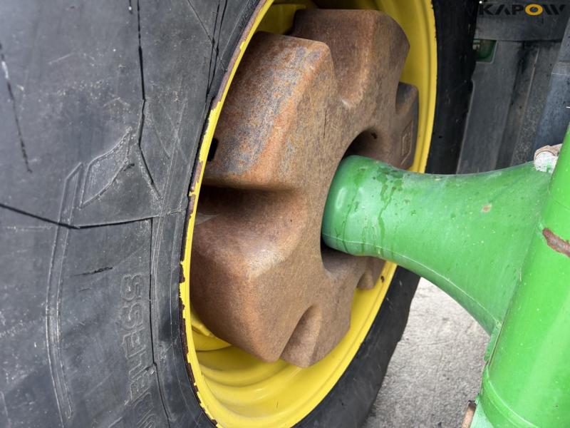 John Deere 8530 tractor 40