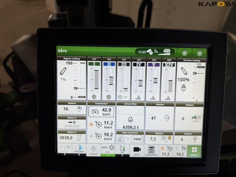 John Deere 8R 340 Signature Edition tractor 66