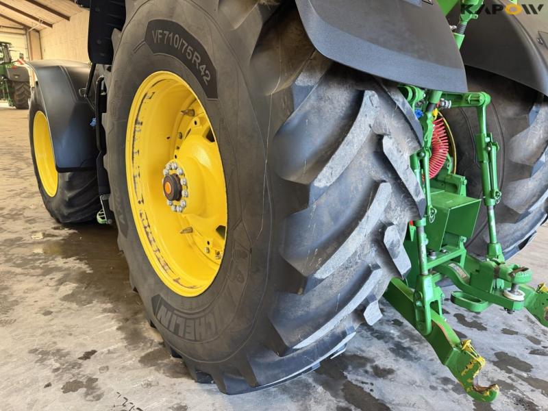 John Deere 8R 340 Signature Edition tractor 85