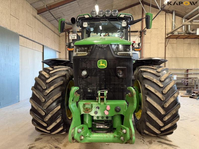 John Deere 8R 370 tractor 2