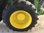 John Deere 8R 370 tractor 85