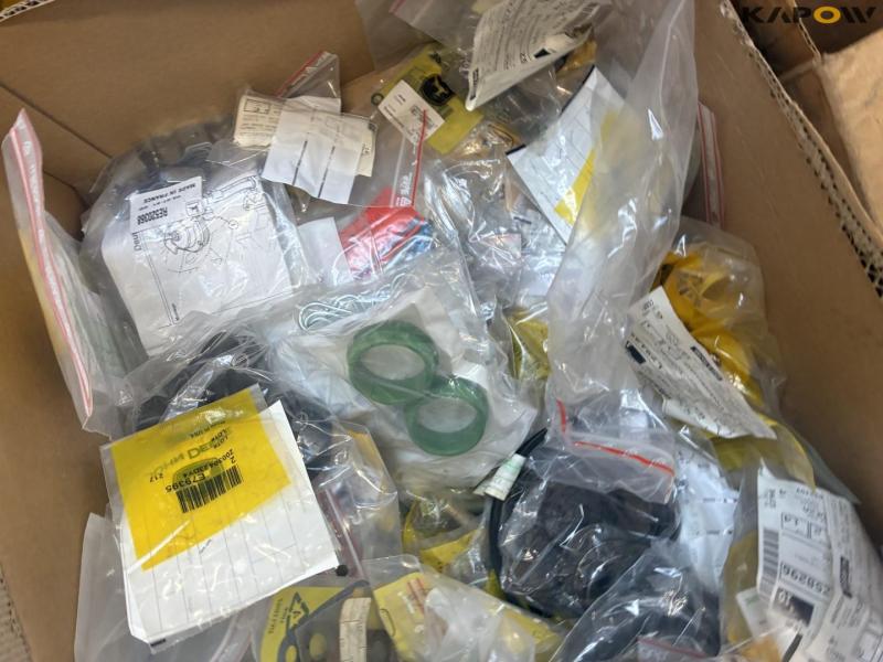 John Deere parts 36