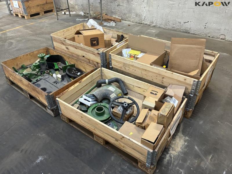 John Deere parts 7