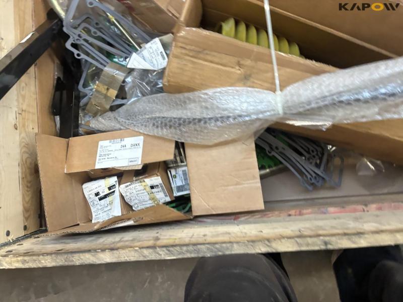 John Deere parts 75