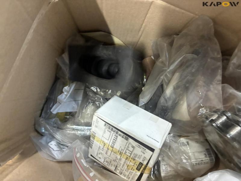 John Deere parts 19