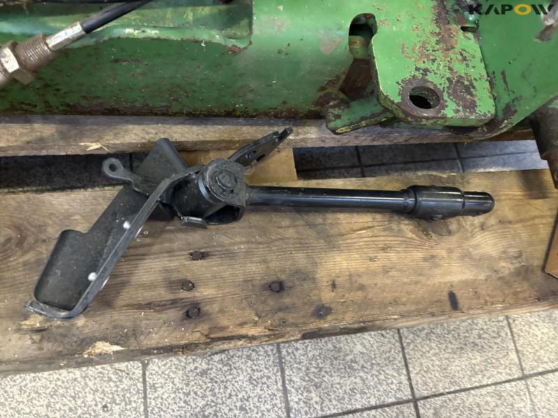 John Deere hitch towing bracket 16