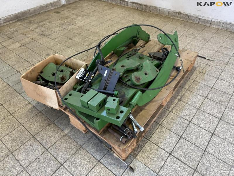 John Deere hitch towing bracket 1