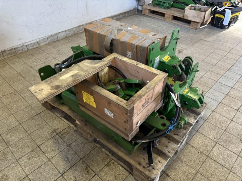 John Deere hitch towing bracket 2