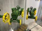 John Deere model tractors 29