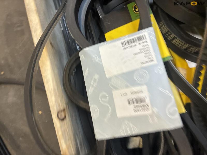 John Deere belts 9