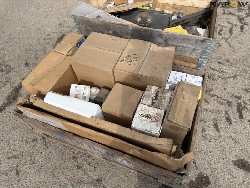 John Deere spare parts for 8345R 27
