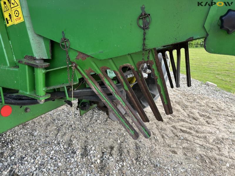 John Deere S690i combine with 630R 30-foot header 9