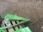 John Deere side knife and hanger 11
