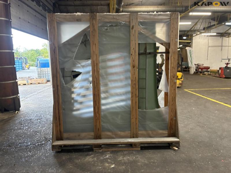 John Deere side shield 4