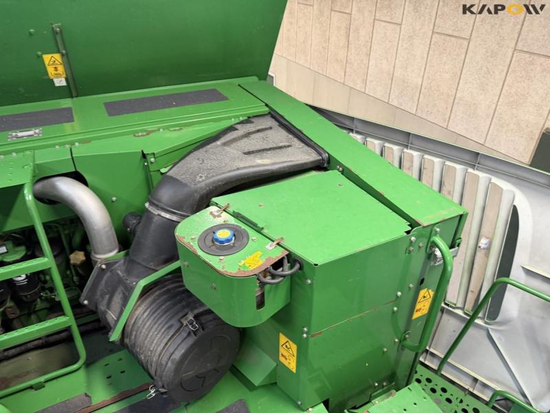 John Deere T660i with 30 foot header 48