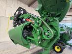 John Deere T660i combine with 30ft draper header 93