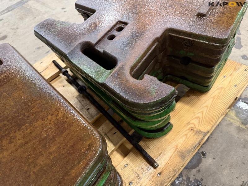 John Deere weight discs - 14 pcs. 13