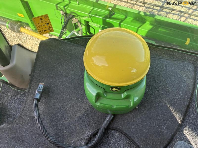 John Deere W660i combine harvester 59