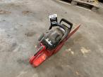 Jonsered's CS 2150 chainsaw 4