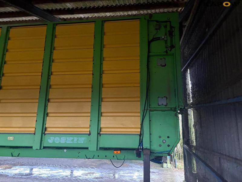 Joskin Silospace 20/38 WITHOUT salt equipment. 5