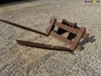 JST pallet forks with excavator hitch 1
