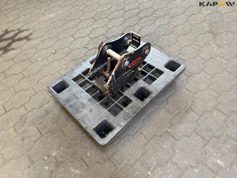 JST S40 hitch 3