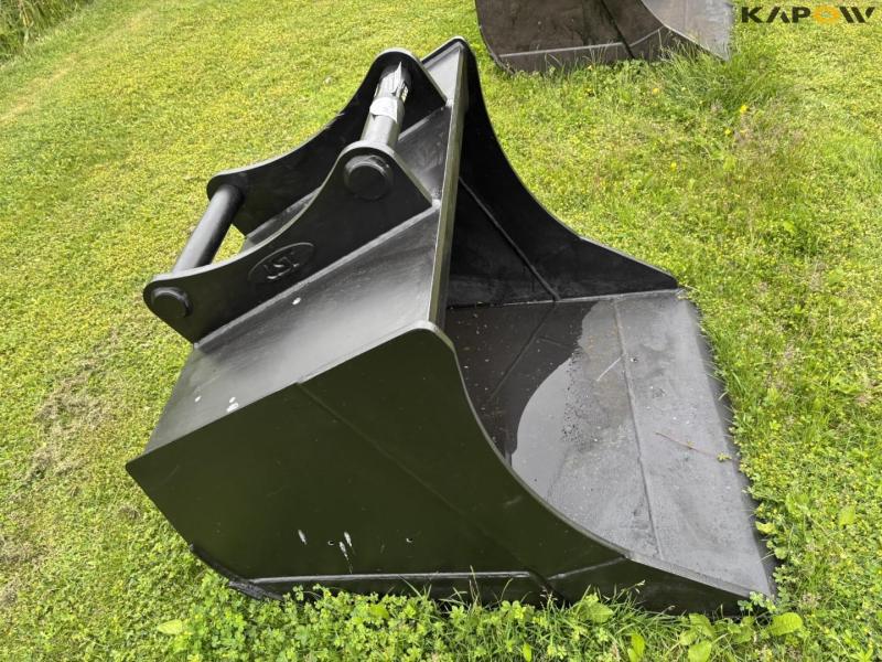 JST bucket 100 cm with S60 hitch 4