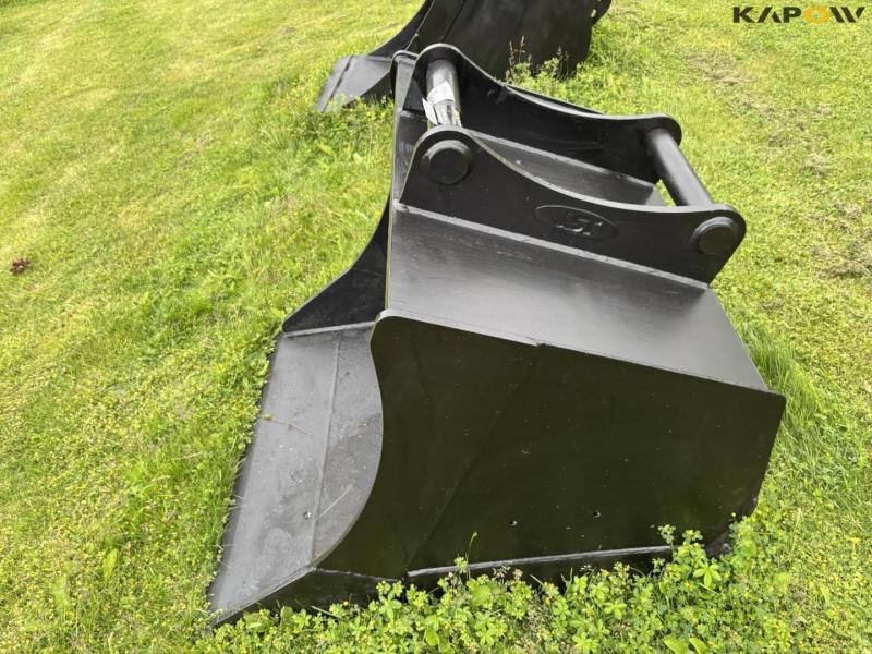 JST bucket 100 cm with S60 hitch 8