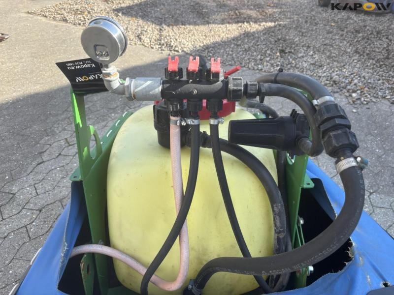 Christmas tree sprayer 23