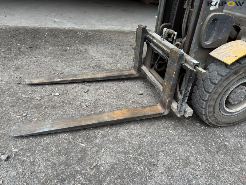 Jungheinrich 425 330ZT forklift diesel 9